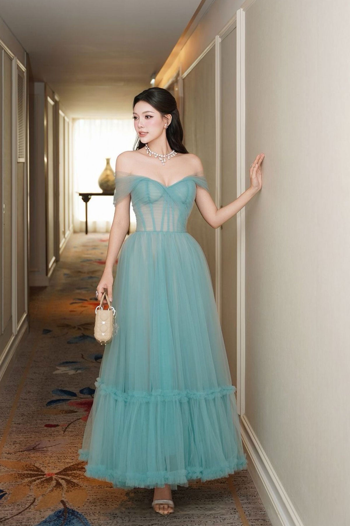 VD Emma Tulle Midi Gown