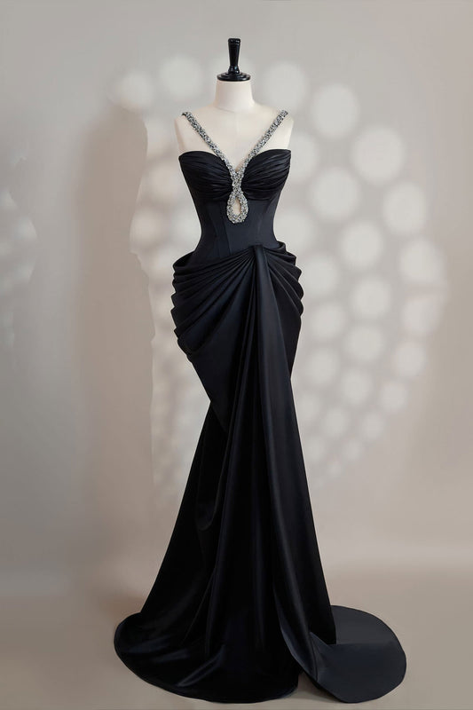 VD Chloe Valent Black Gown