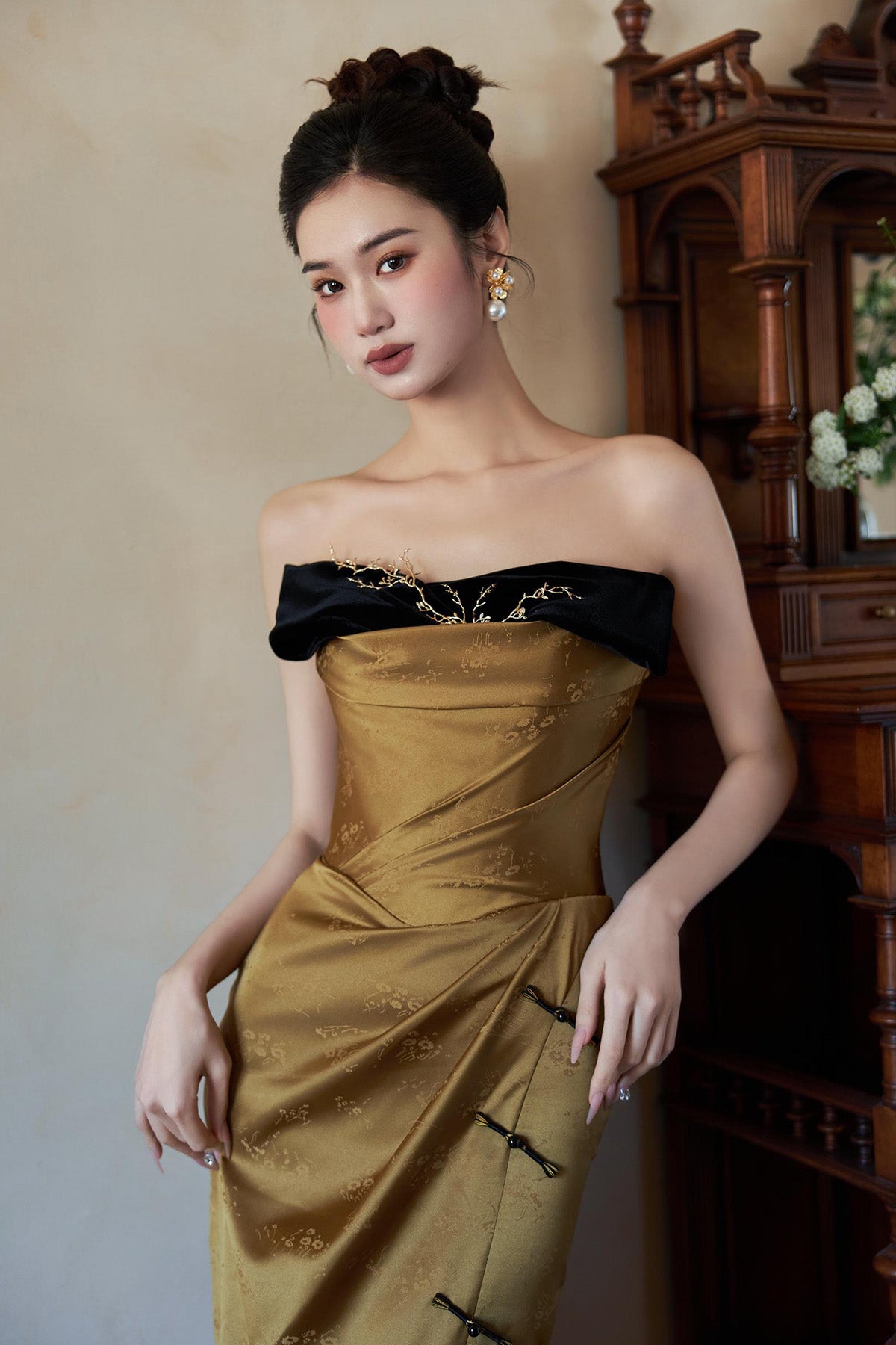 LX Retro Gold Gown