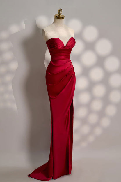 VD Chloe Sweetheart Red Satin Gown