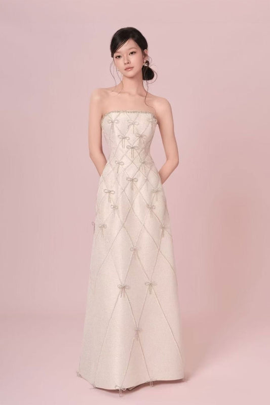 DG Bow White Tube Gown
