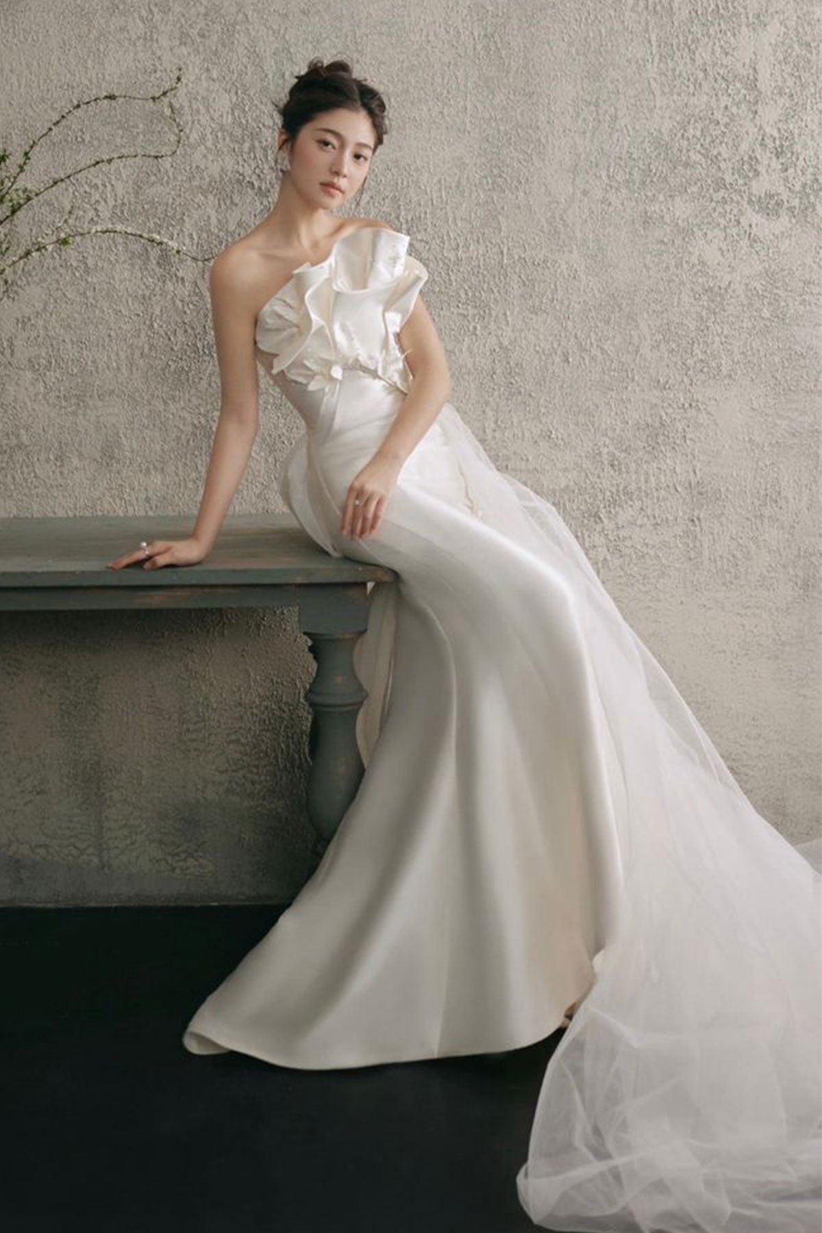 GH Gloria Tube White Satin Mermaid Gown