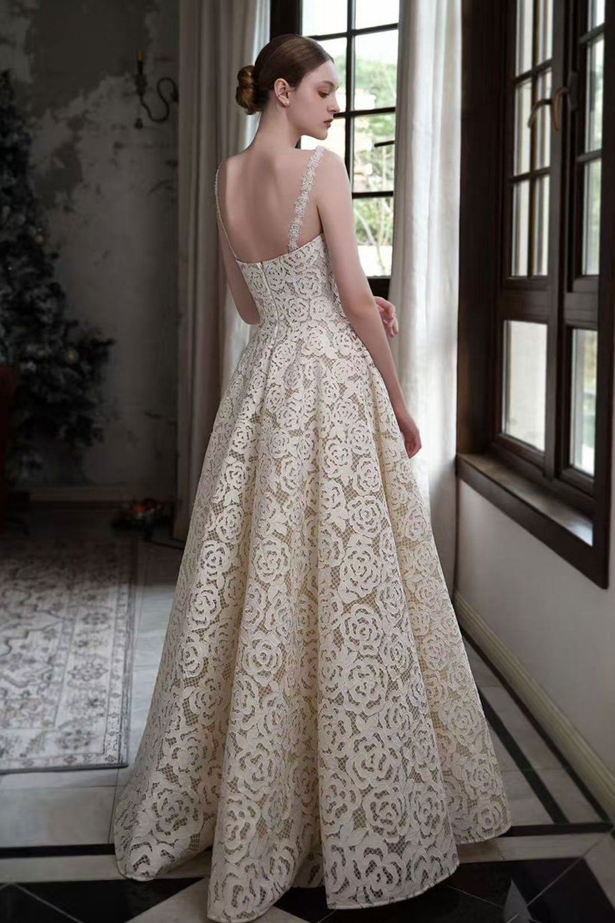 LX Rose Sweetheart White Gown